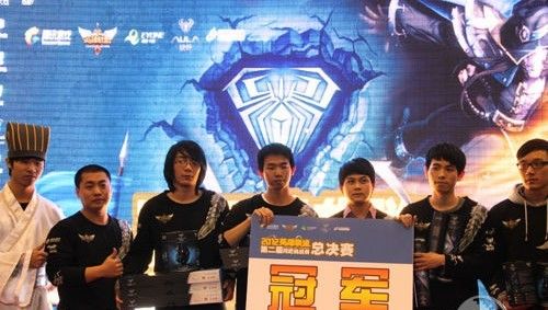 中保持策略 中保持策略